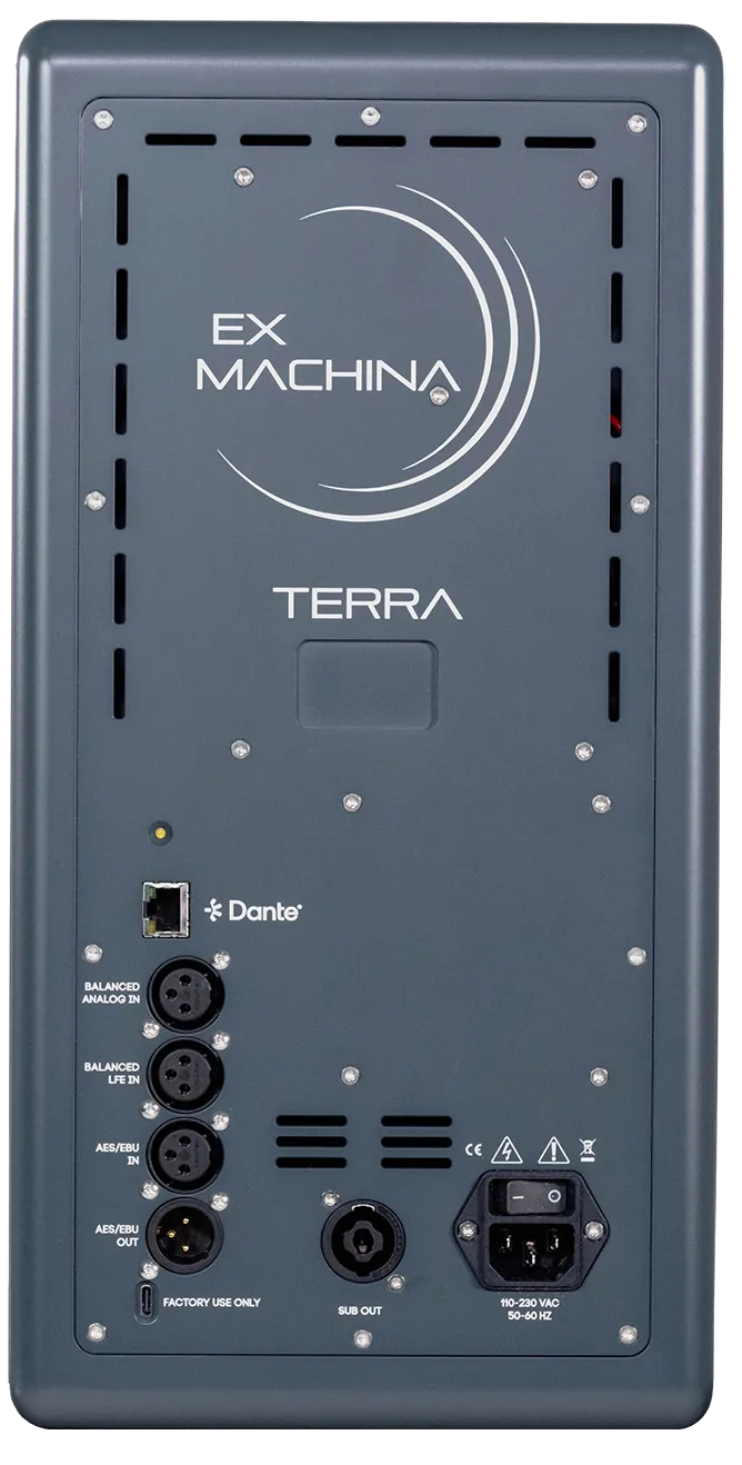 TERRA_REAR.webp