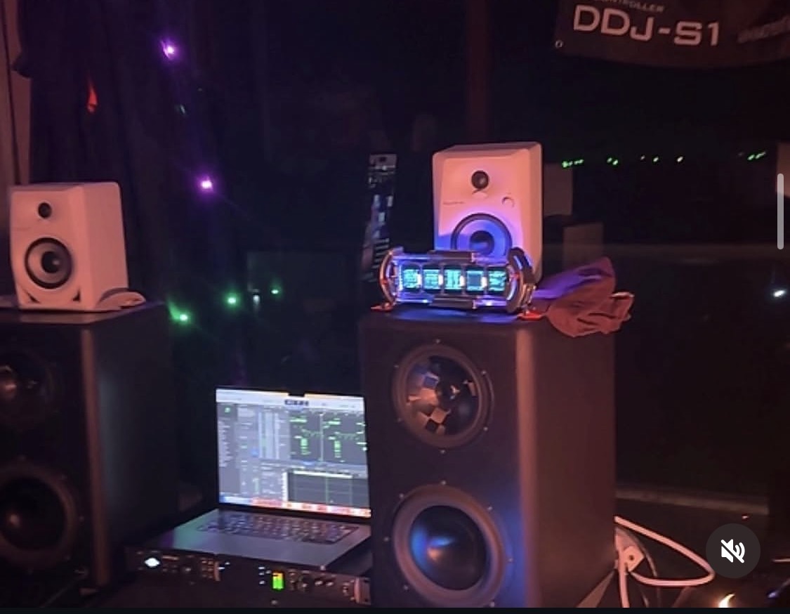 studio__image9.jpeg
